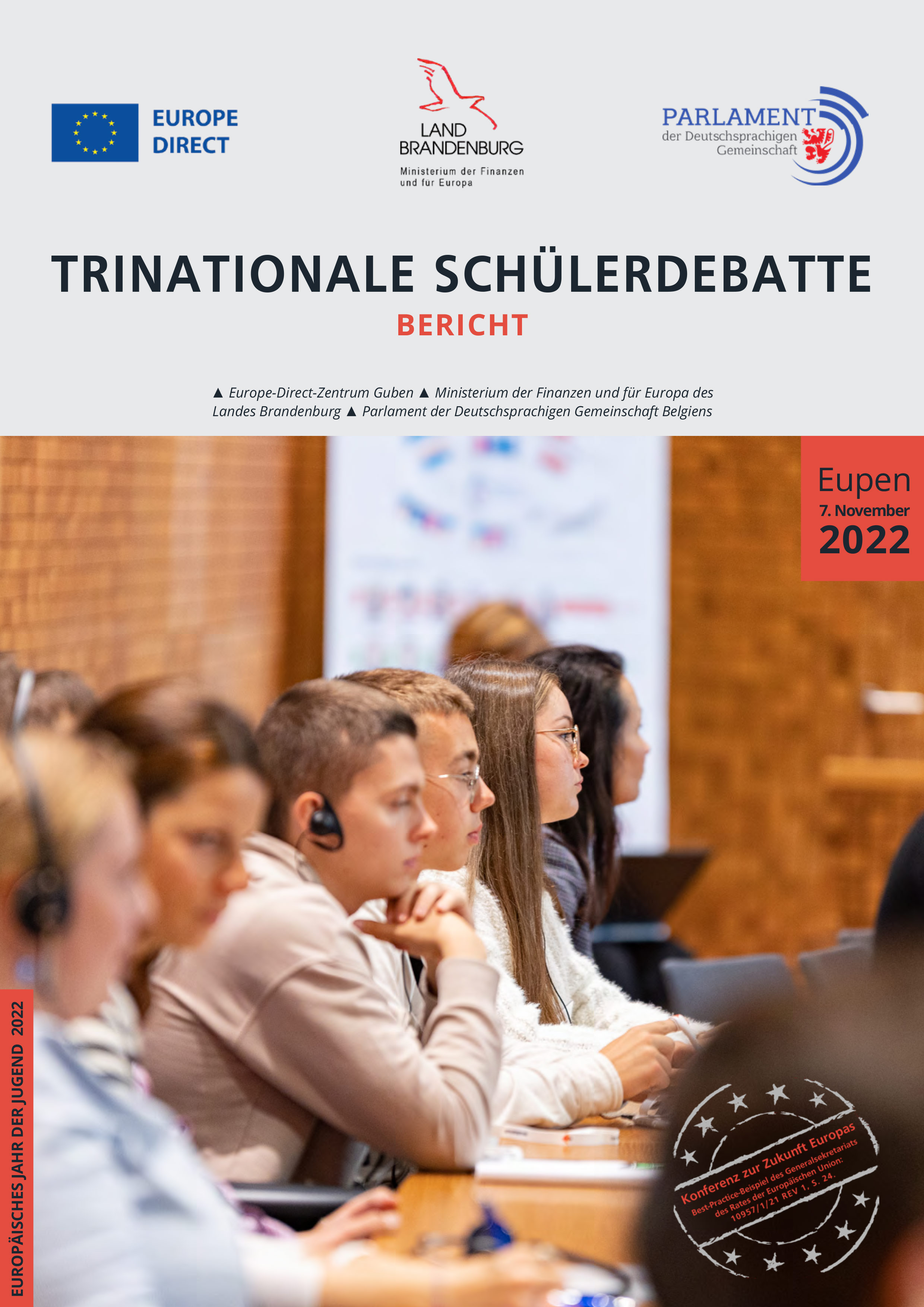 Bild vergrößern (Bild: Beitragsbild Publikation Trinationale Schülerdebatte)